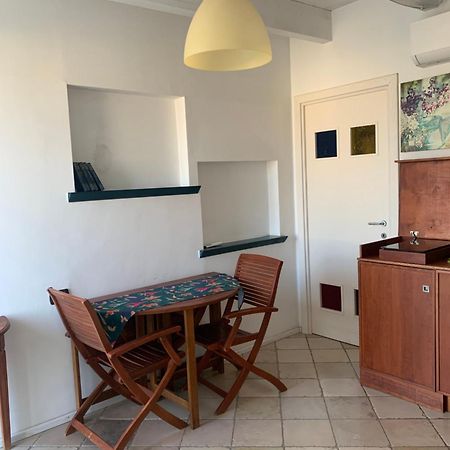 Le Tre Civette Bed & Breakfast เลชเช ภายนอก รูปภาพ