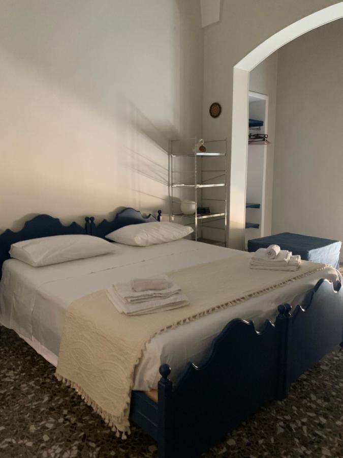 Le Tre Civette Bed & Breakfast เลชเช ภายนอก รูปภาพ