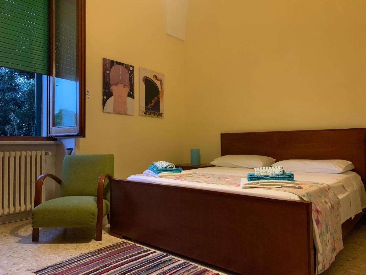 Le Tre Civette Bed & Breakfast เลชเช ภายนอก รูปภาพ