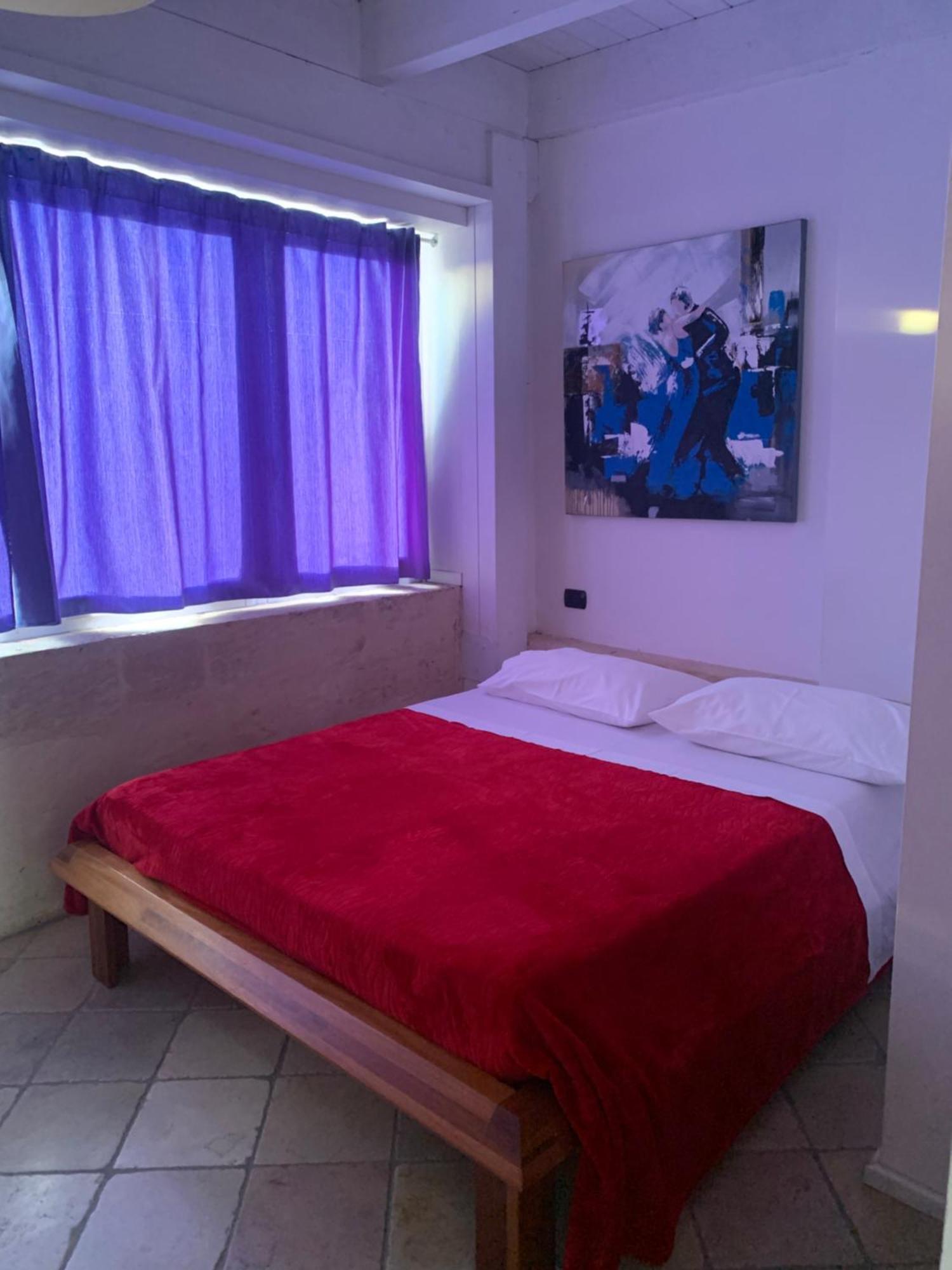 Le Tre Civette Bed & Breakfast เลชเช ภายนอก รูปภาพ