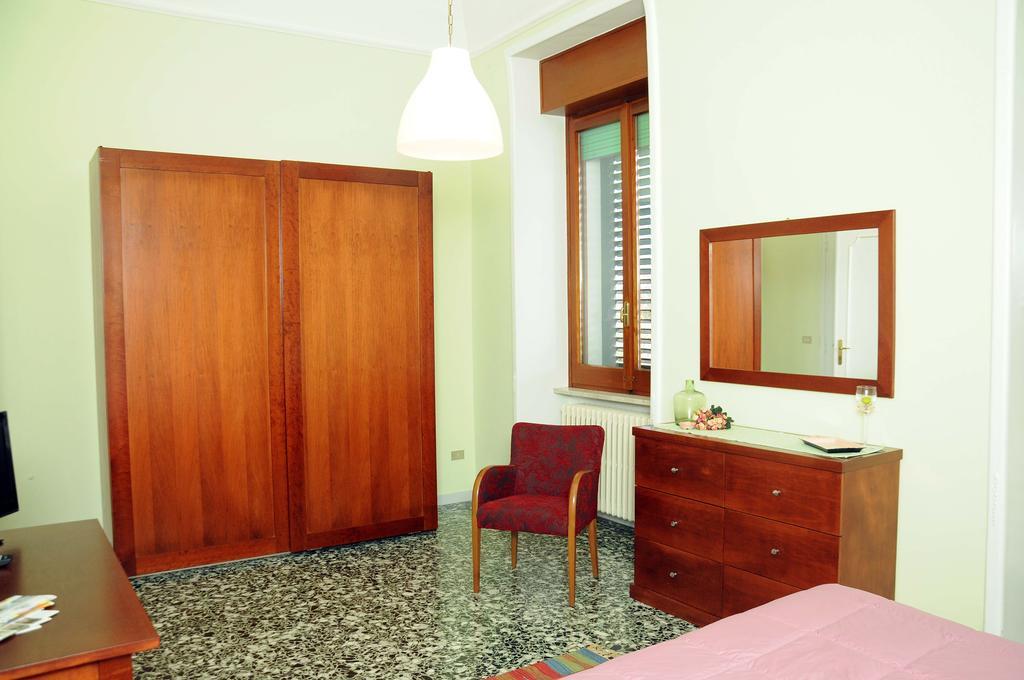 Le Tre Civette Bed & Breakfast เลชเช ภายนอก รูปภาพ