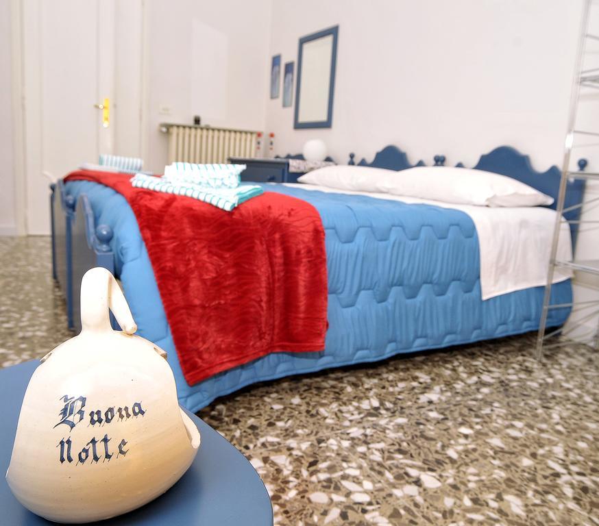 Le Tre Civette Bed & Breakfast เลชเช ภายนอก รูปภาพ